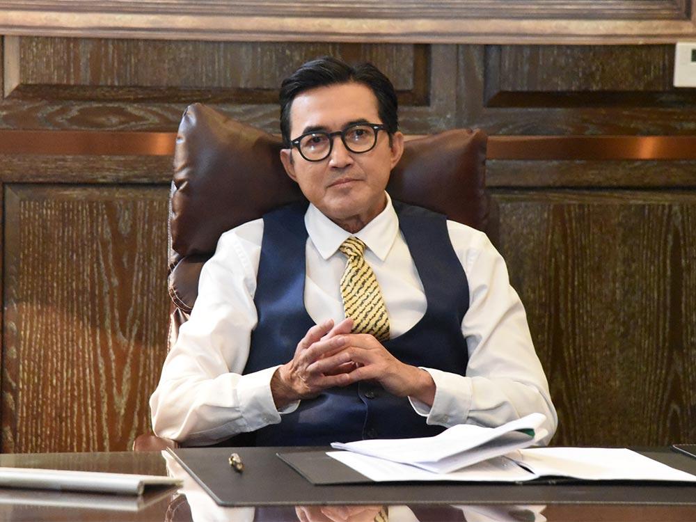 Nok Chatchai Plengpanich