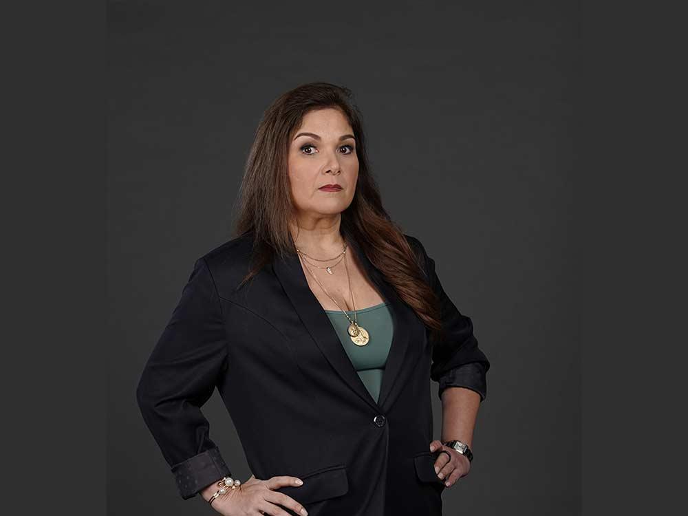 Cheska Iñigo as Vivian