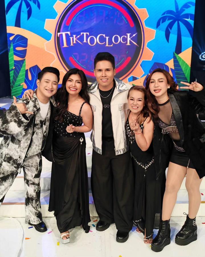 Tanghalan ng Kampeon
