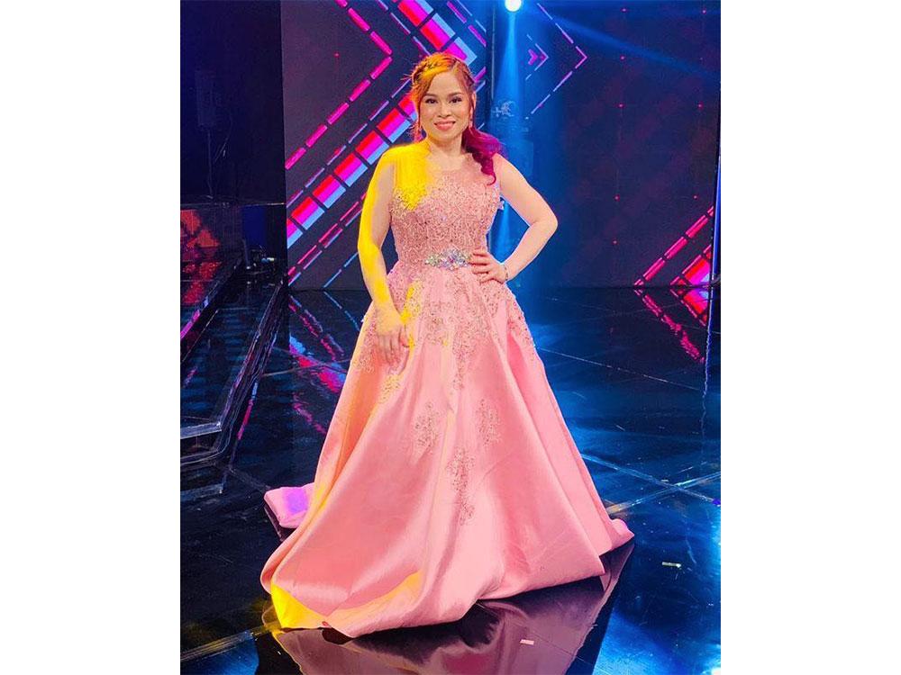 Diva with a miilion voices