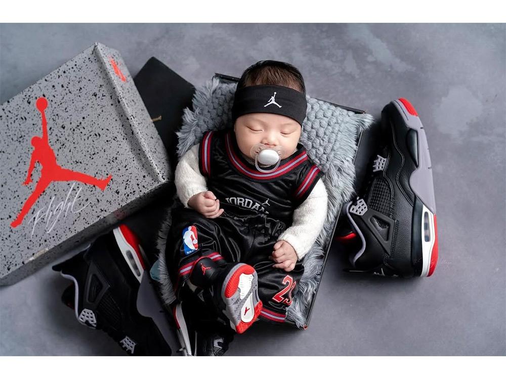 Little basketball player