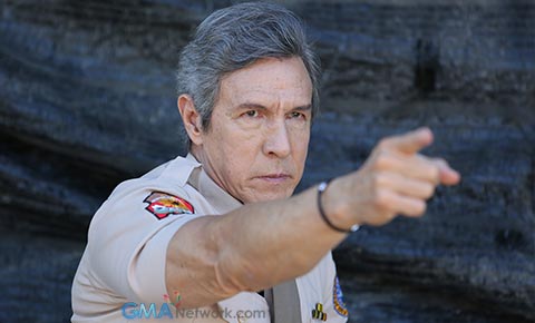 Kilalanin ang mga tao sa mundo ni Carmela.