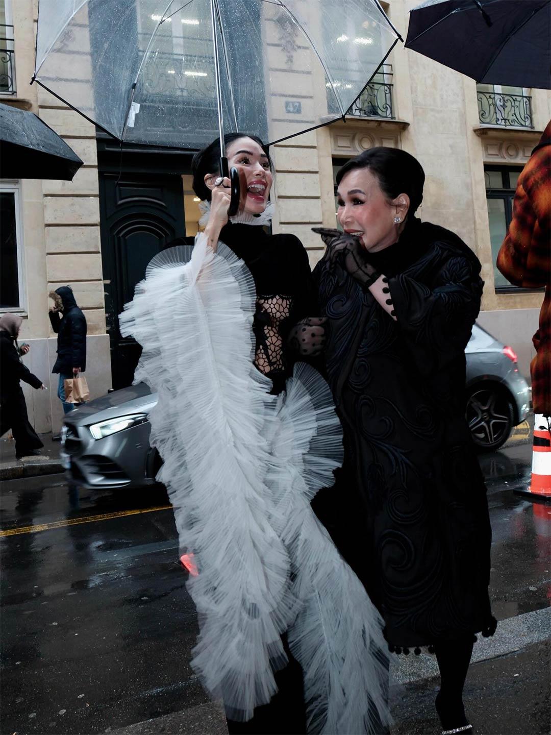 Two generations of effortless grace