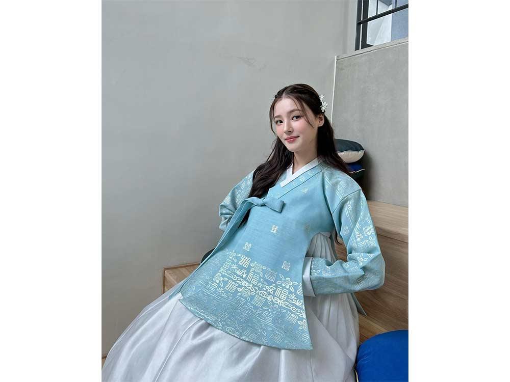 Connecting with fans