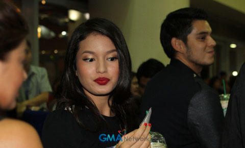 On the red carpet at the Jennifer Lopez Manila concert