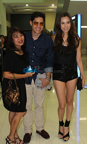 On the red carpet at the Jennifer Lopez Manila concert