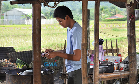 On the set of Magpakailanman's 