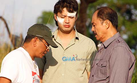 On the set of Munting Heredera