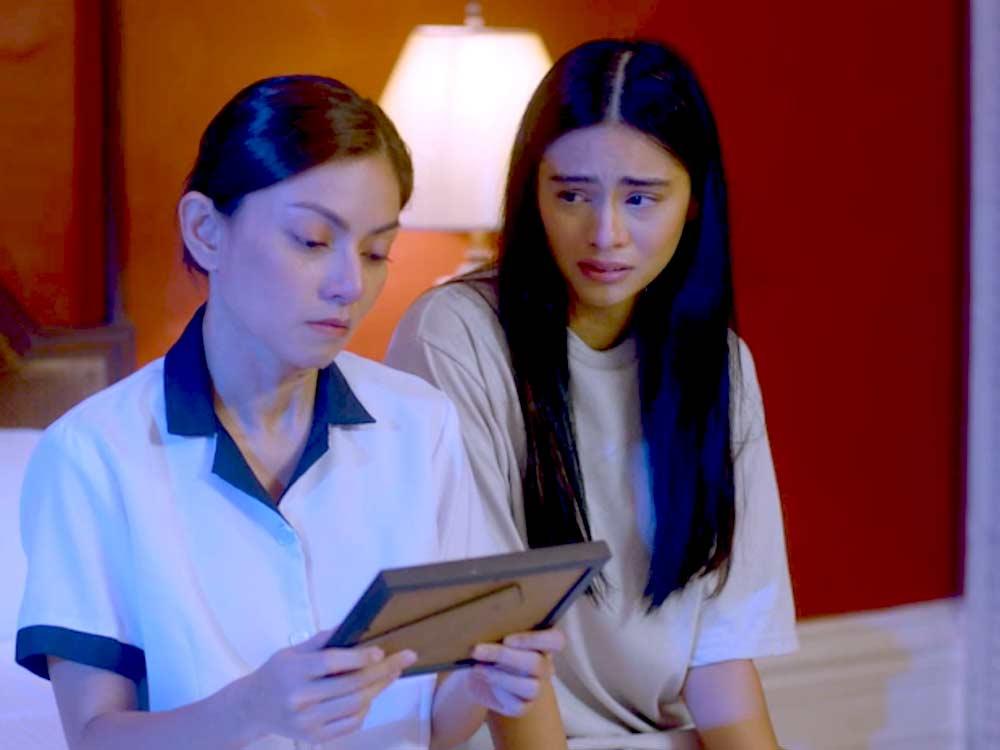 Mag-inang oportunista