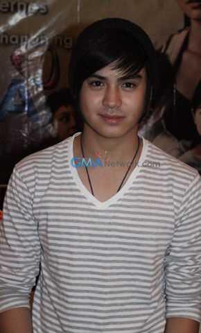 Pahiram ng Isang Ina Press Conference