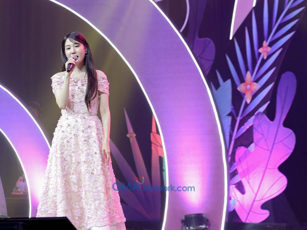 Park Eun-bin shows fans some love in fan meet in the Philippines | GMA ...