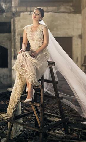Wedding gown