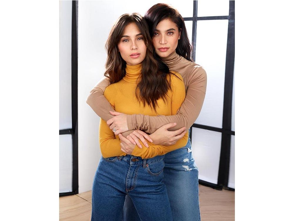 The Airport Outfits Anne Curtis and Jasmine Curtis-Smith Wore For Their  Flight to LA 