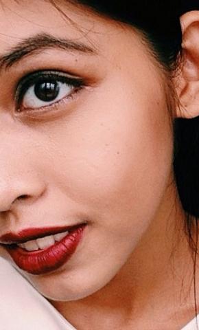 Pull off that lipstick color ala Maine Mendoza