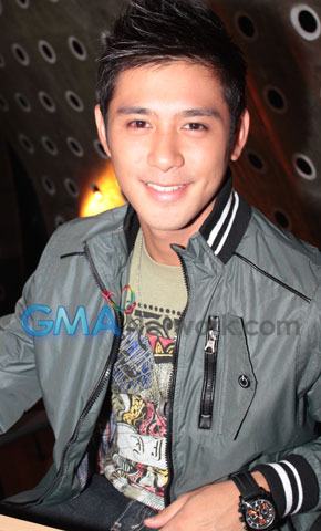 Rocco at the iGMA Live Chat