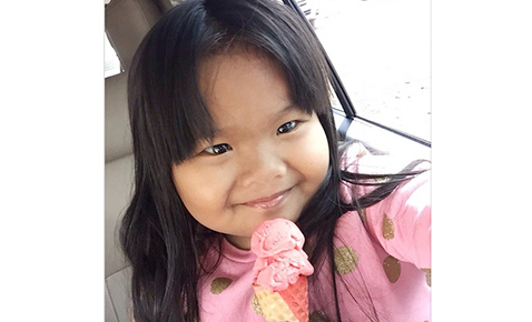 Ryzza eats strawberry ice cream