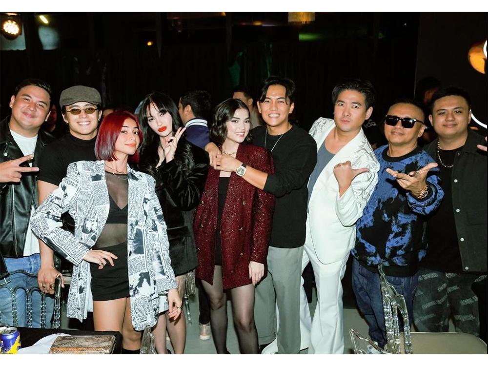 Sam with more friends