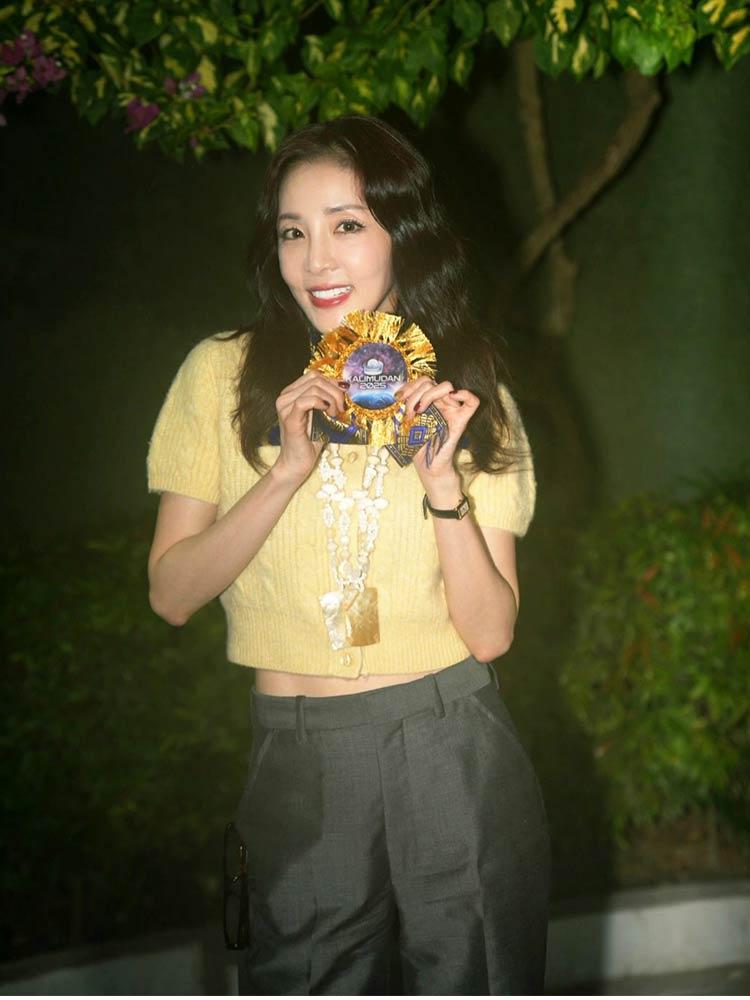 Daralings and Blackjacks