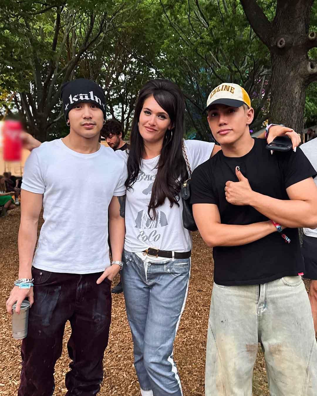 Lollapalooza Bonding
