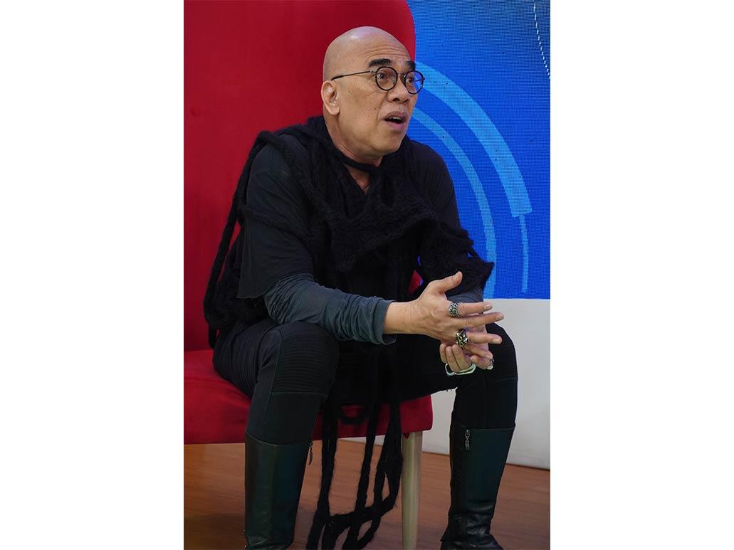 Fast Talk With Boy Abunda
