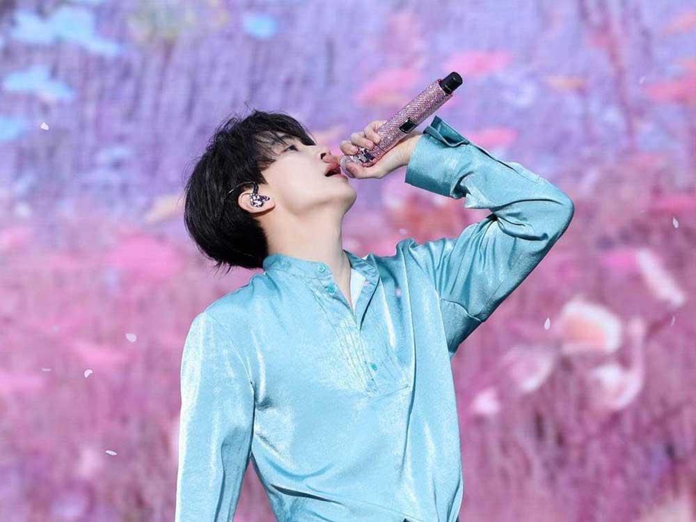 Passionate singer Jeonghan