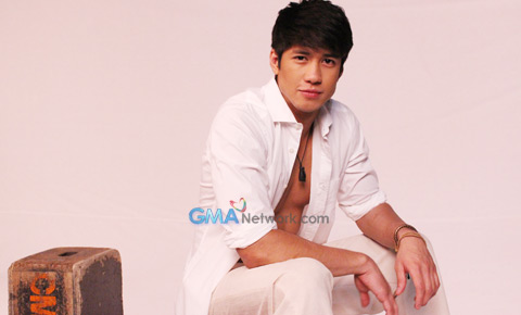 Sightings at the 'Kambal Sirena' pictorial