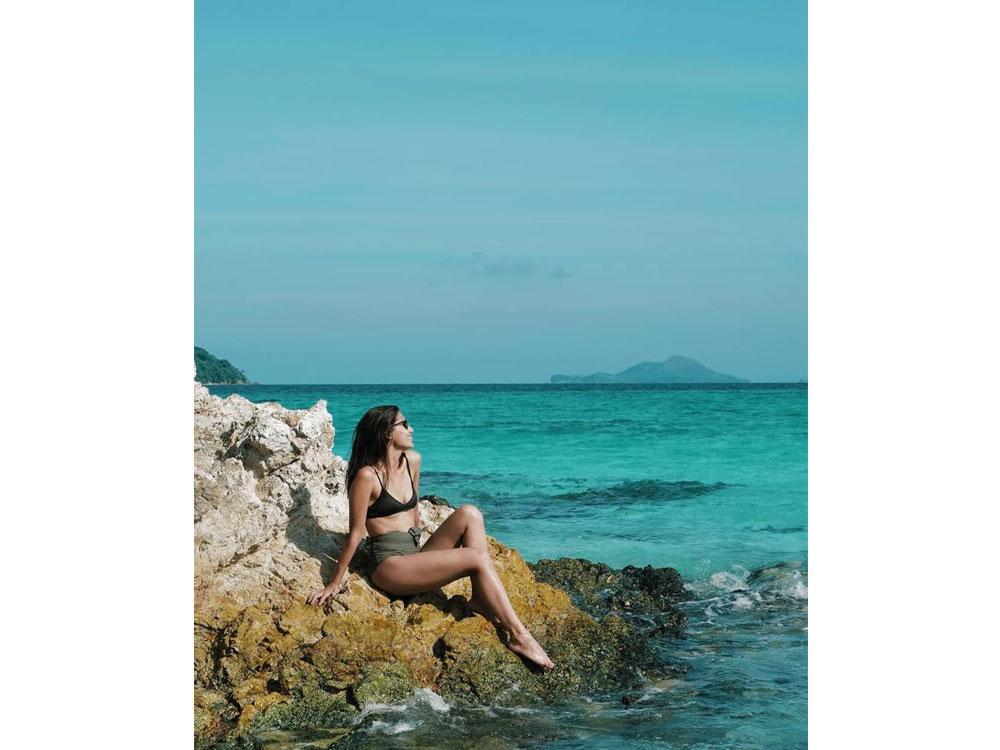 Jasmine at the beach