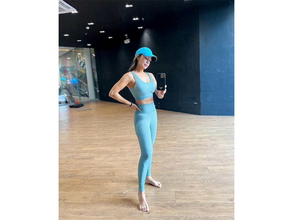 solenn-heussaff-camille-prats-and-other-strong-and-beautiful