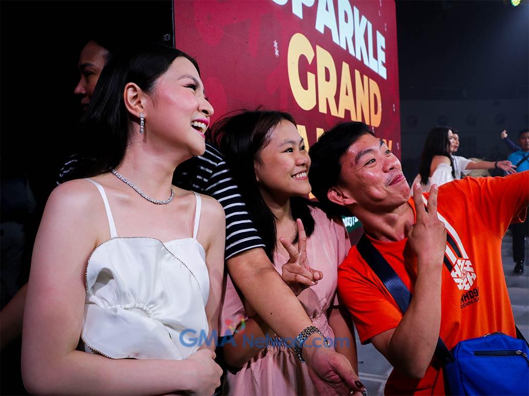 Sabay- sabay tayong mag-