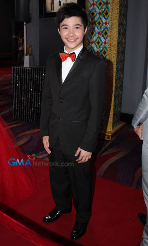 Stars shine on the red carpet at ’50 Years with the Master Showman’