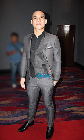 Stars shine on the red carpet at ’50 Years with the Master Showman’