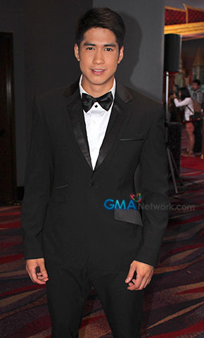 Stars shine on the red carpet at ’50 Years with the Master Showman’