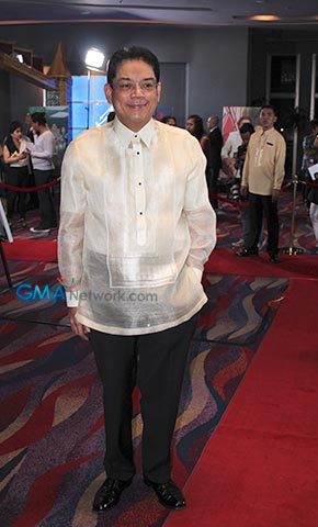 Stars shine on the red carpet at ’50 Years with the Master Showman’