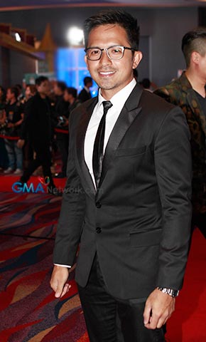 Stars shine on the red carpet at ’50 Years with the Master Showman’