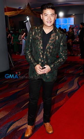 Stars shine on the red carpet at ’50 Years with the Master Showman’