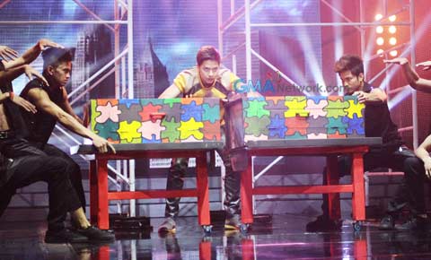 Stopping hearts on ‘Sunday All Stars’