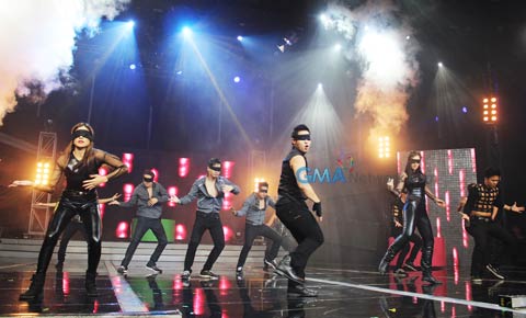 Stopping hearts on ‘Sunday All Stars’