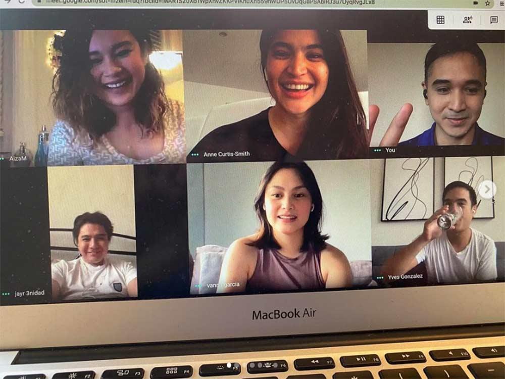 Online T.G.I.S. Reunion