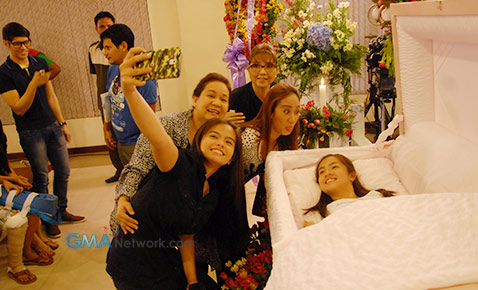 The beautiful smiles from the cast of 'Strawberry Lane'