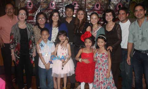 The cast of Munting Heredera come out to play during their thanksgiving party