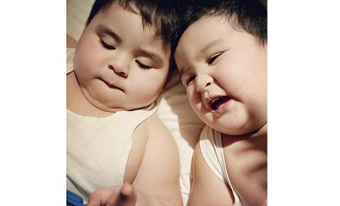 Baste and Samsam before sleeping