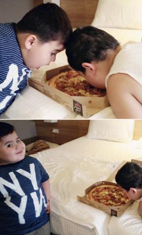 Baste and Samsam smell pizza