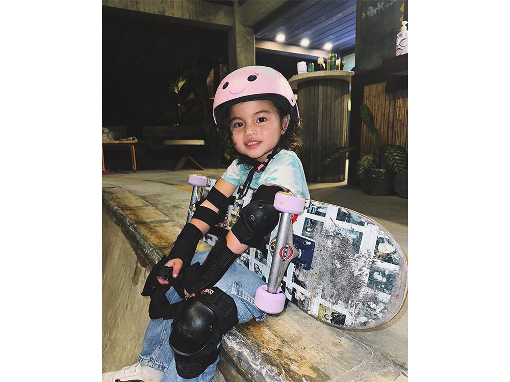 Skater girl