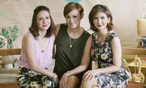 Meet the hosts of Mommy Manual