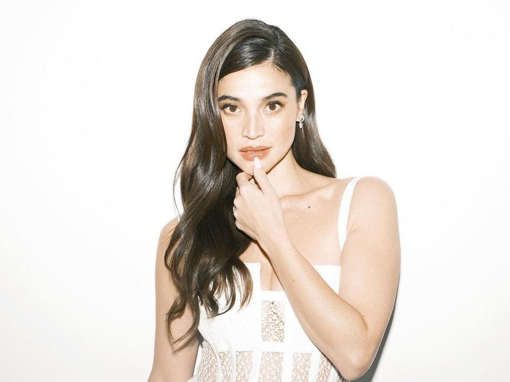 Anne Curtis embraces femininity in three new looks