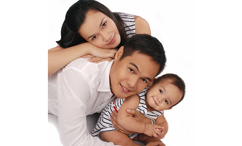 Yasmien Kurdi and Rey Soldevilla