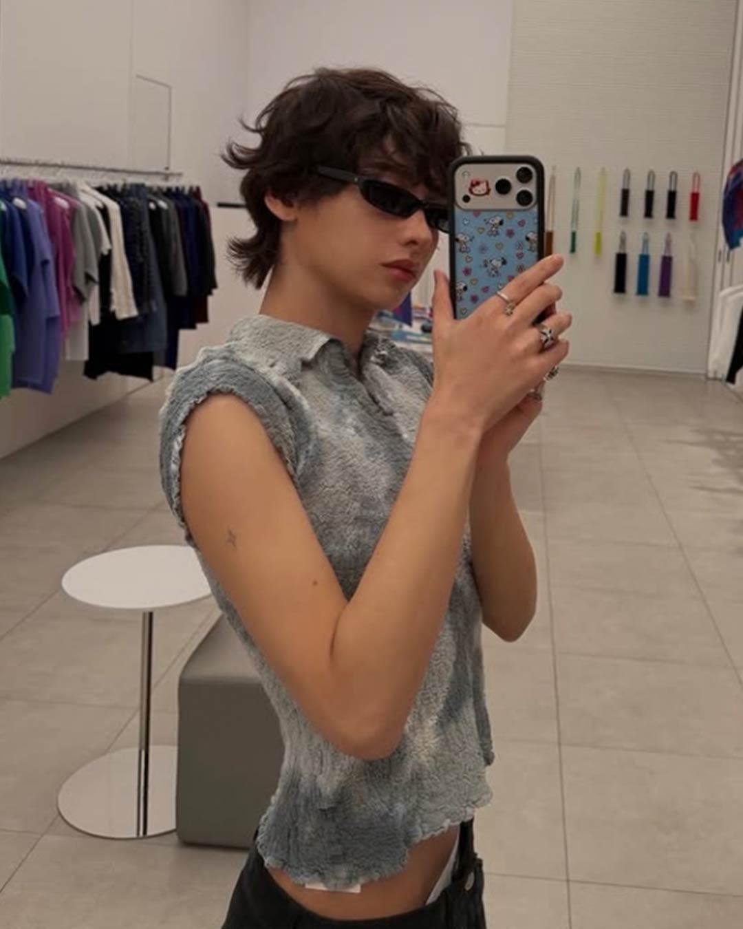 Mirror selfie