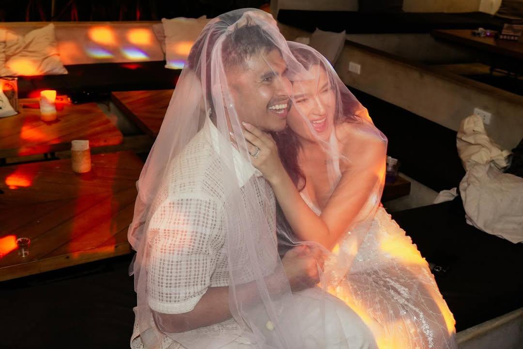 The sweetest snaps from Kiefer Ravena and Diana Mackey's second wedding in  Palawan | GMA Entertainment