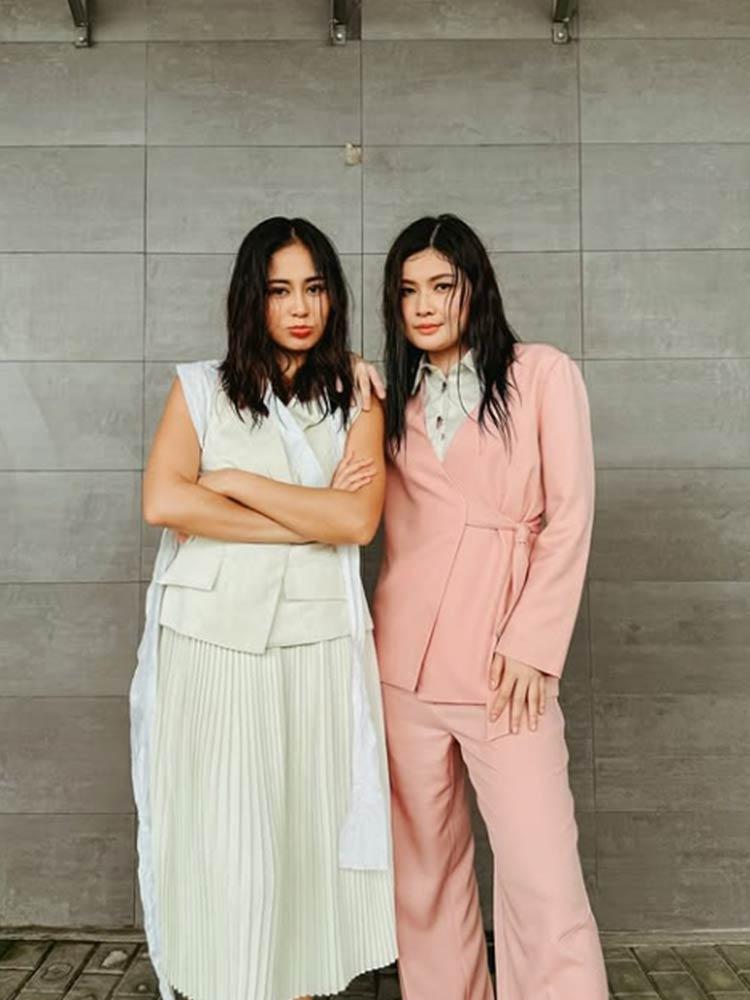 Thea Tolentino and Elle Villanueva