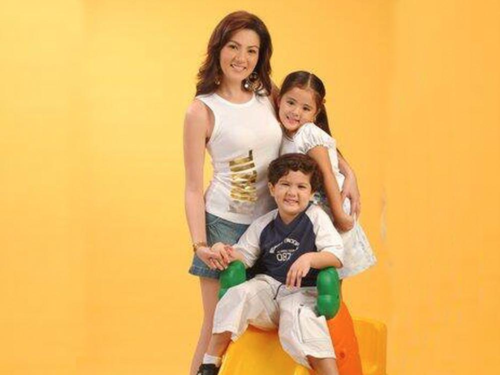 Mavy and Cassy Legaspi